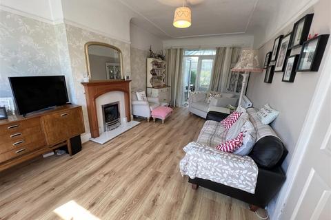 30 Crossways, Bromborough, Wirral, CH62 3NF