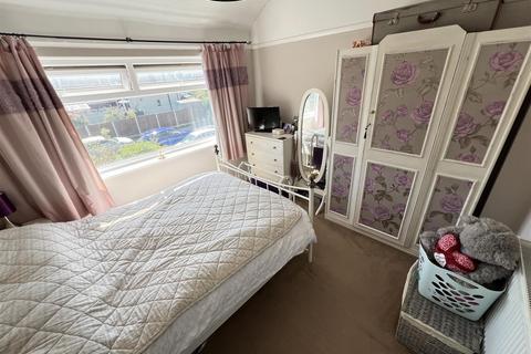 30 Crossways, Bromborough, Wirral, CH62 3NF