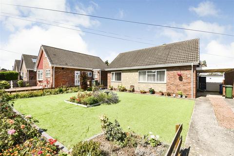 2 bedroom detached bungalow for sale, Driffield Close, Cottingham