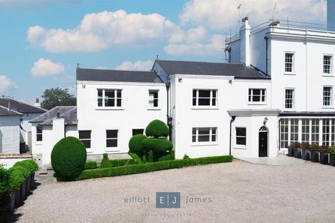 undefined, Manor Road, Loughton IG10