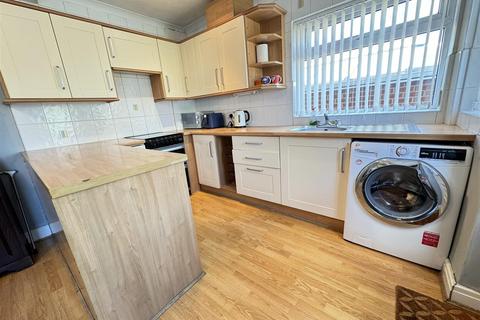 10 Calver Grove, Birmingham, B44 9BE