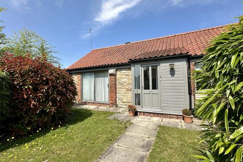 2 bedroom bungalow to rent, St. Marys Mews, Tickhill, Doncaster