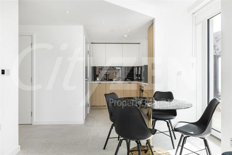 1 bedroom flat to rent, Bouchon Point, 7 Cendal Crescent, London E1