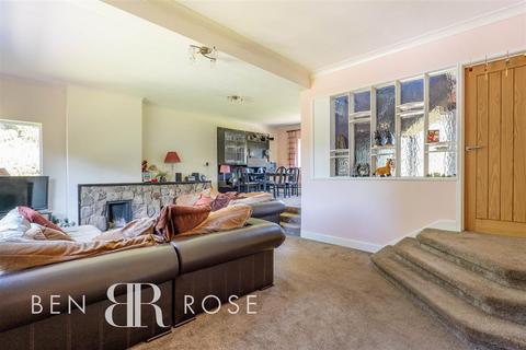 5 bedroom detached house for sale, Town Lane, Whittle-Le-Woods, Chorley