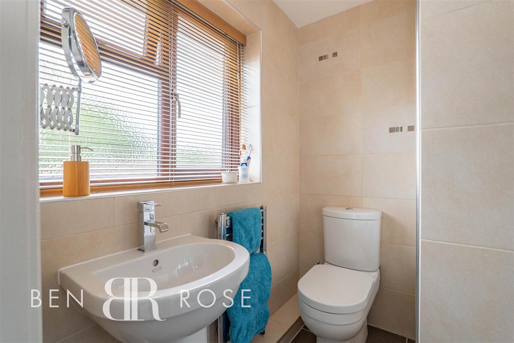 Master Ensuite