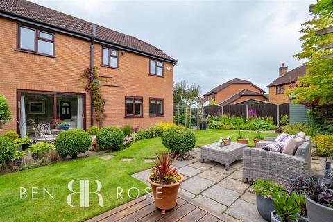 4 bedroom detached house for sale, Dunrobin Drive, Euxton, Chorley