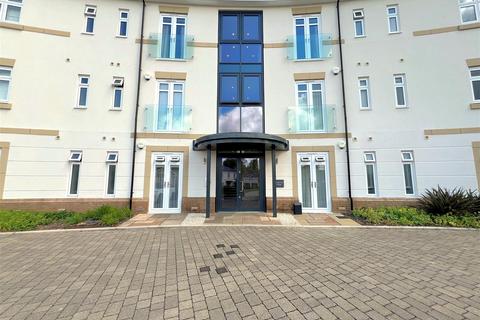 3 bedroom apartment for sale, Cloister Way, Leamington Spa