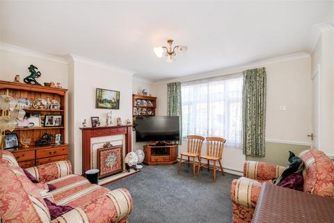 108 Sturge Avenue, London, E17 4LQ