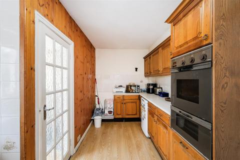 108 Sturge Avenue, London, E17 4LQ