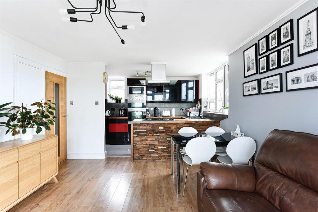 61 Gardner Close-12 resized.jpg
