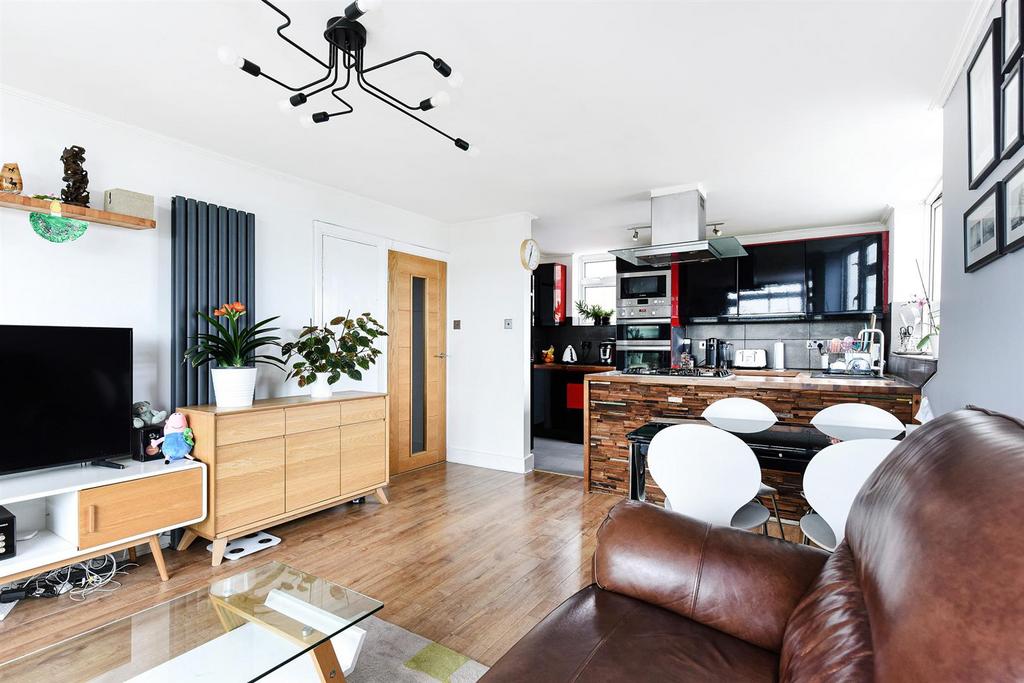 61 Gardner Close-13 resized.jpg