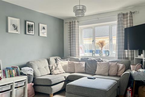 8 Trevine Meadows, Indian Queens, St Columb, TR9 6NB