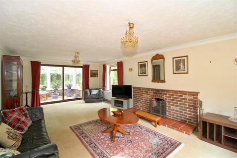 4 bedroom detached house for sale, Eastbourne Road, Seaford