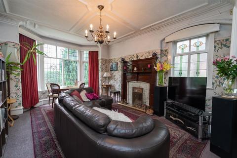 119 College Road, Manchester, M16 0AA