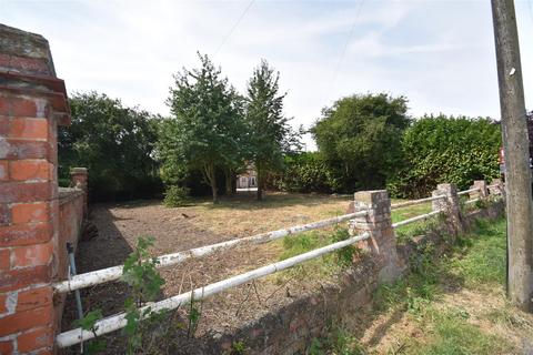 Plot for sale, Main Street, Claypole, Newark