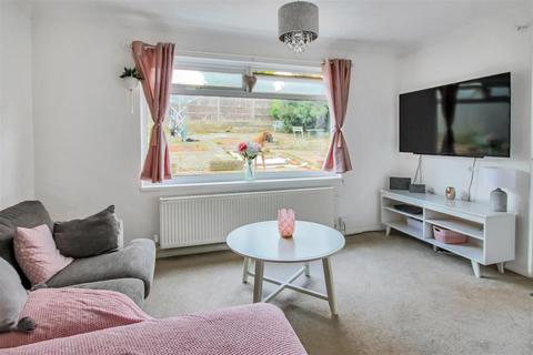 2 bedroom detached bungalow for sale, Mile Oak Road, Portslade, Brighton