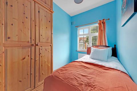8 Sheringham Road, London, SE20 7YJ