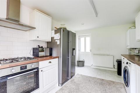 14 Astley Drive, Nottingham, NG3 3EU