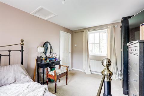 14 Astley Drive, Nottingham, NG3 3EU