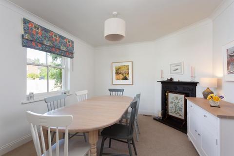 6 Chestnut Meadows, Tollerton, York, YO61 1PT