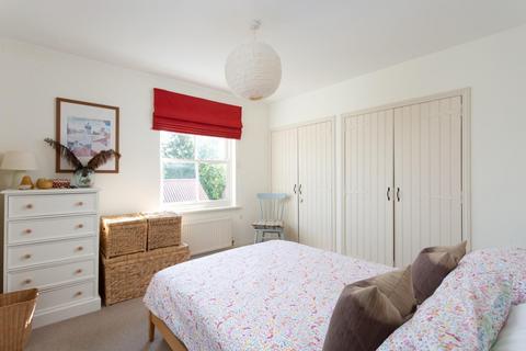 6 Chestnut Meadows, Tollerton, York, YO61 1PT