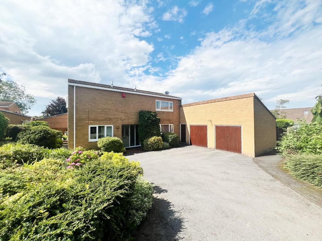 Elm Close, Tudhoe Village, Spennymoor 4 bed detached house - £450,000