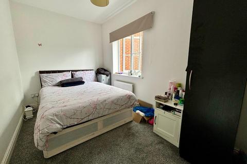 80 Wake Way, Grange Park, Northampton, NN4 5BF