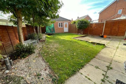 80 Wake Way, Grange Park, Northampton, NN4 5BF