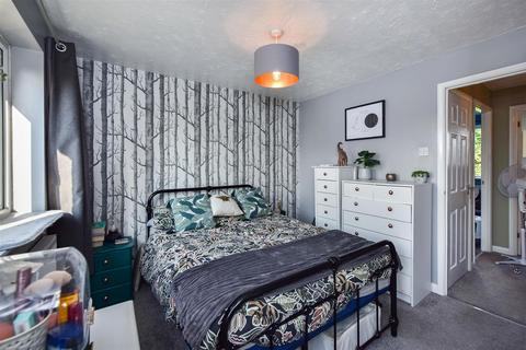 35 Collingwood Way, Shoeburyness, Southend-on-sea, SS3 8BT