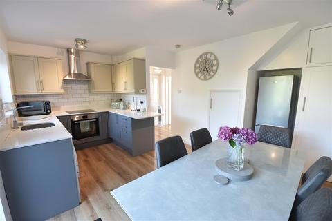 26 Fernheath Way, Dartford, DA2 7PF