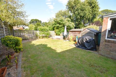 26 Fernheath Way, Dartford, DA2 7PF