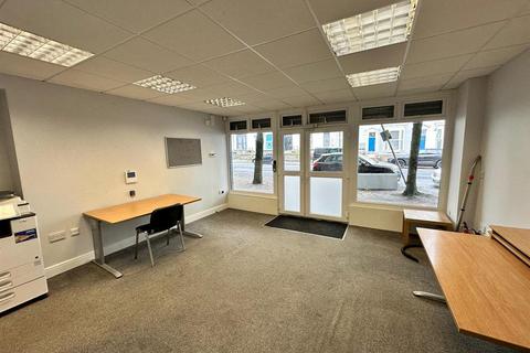 Office to rent, Walter Road, Swansea