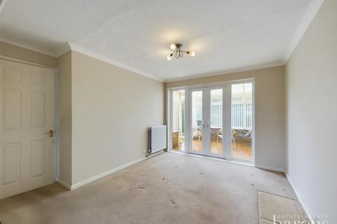 40 Aster Road, Basingstoke, RG22 5NG