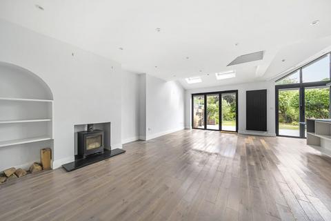 43 Dickerage Road, Kingston Upon Thames, KT1 3SR