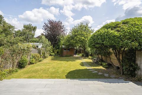 43 Dickerage Road, Kingston Upon Thames, KT1 3SR