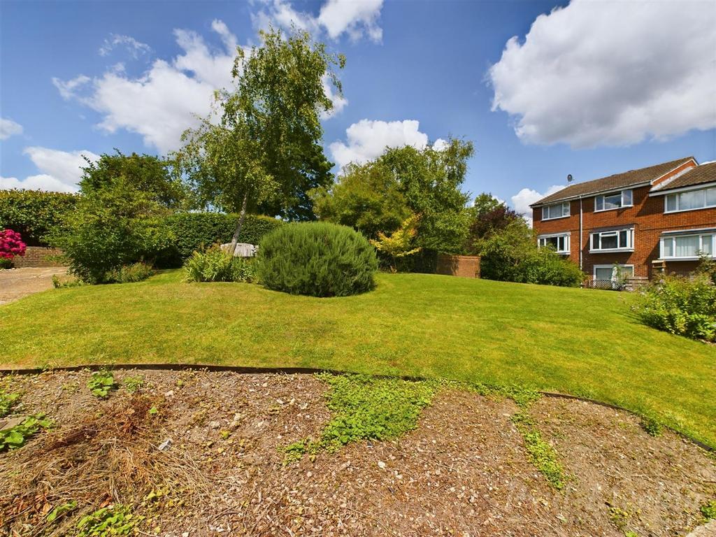 Communal Grounds