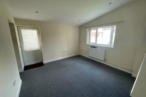 2 bedroom flat to rent, St Peters Street, Leicester
