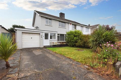 49 Pendrea Park, North Roskear, Camborne, TR14 8PH