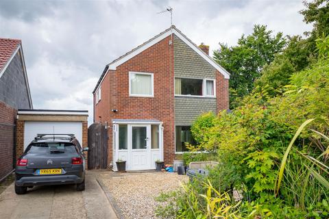 3 bedroom detached house for sale, 123 Clopton Gardens, Hadleigh