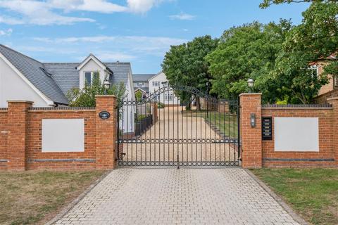 undefined, Eggington, Leighton Buzzard, Bedfordshire