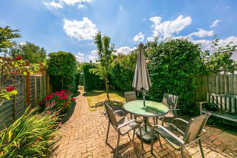 3 bedroom terraced house for sale, Barnfield Avenue, Kingston Upon Thames, KT2