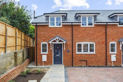 2 bedroom semi-detached house for sale, Sherdon Place, Sherfield On Loddon, RG27