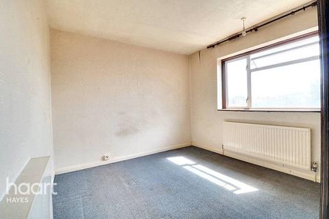 58 Romney Road, Hayes, UB4 8PU