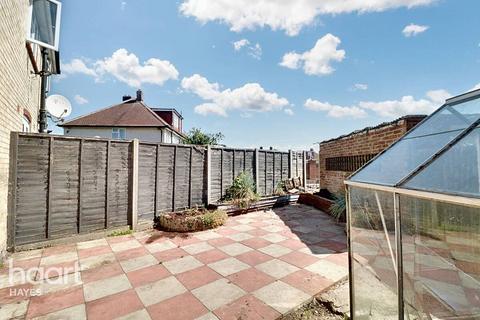 58 Romney Road, Hayes, UB4 8PU