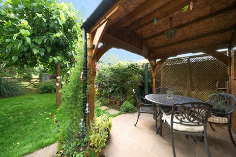 20 Skylark Road, Denham, Uxbridge, UB9 4HR