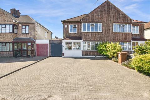 3 bedroom semi-detached house for sale, Avenue Road, Bexleyheath, Kent, DA7