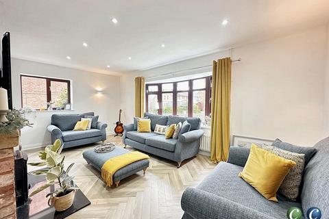 3 bedroom detached bungalow for sale, Main Road, Great Haywood