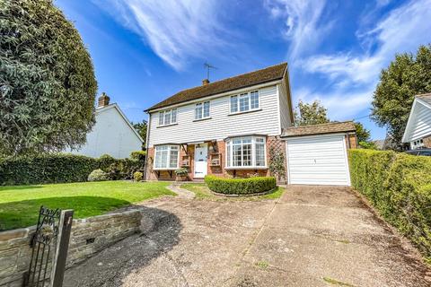 4 bedroom detached house for sale, Cripps Corner Road, Staplecross, TN32