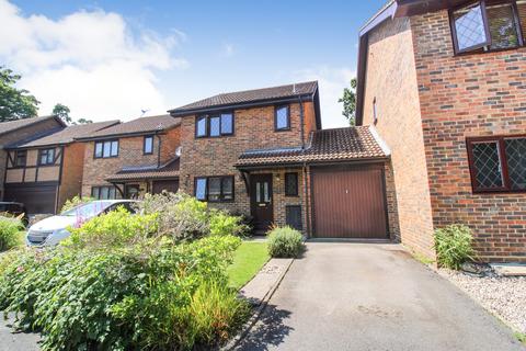 3 bedroom link detached house for sale, Thyme Court,  Farnborough , GU14