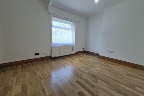 18 Bede Terrace, Jarrow, NE32 5TH
